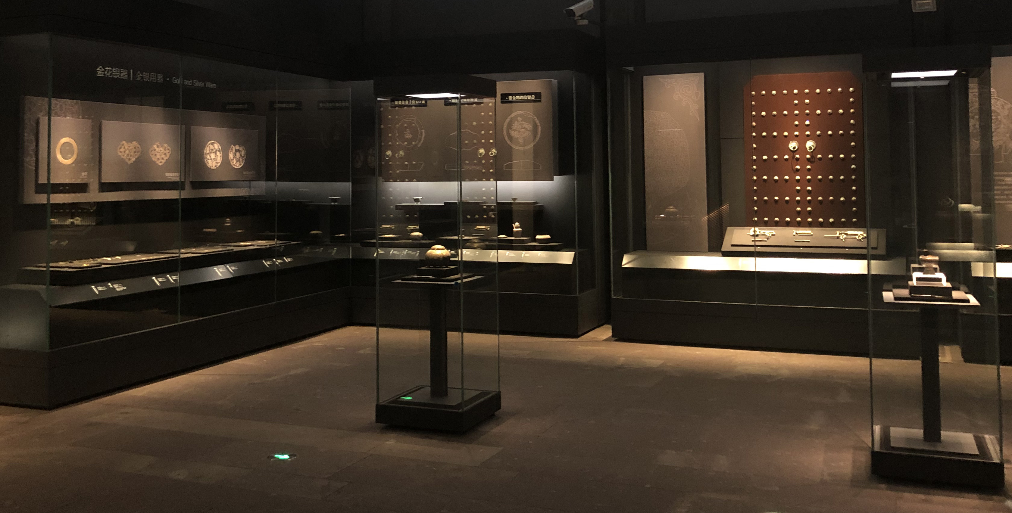 博物（wù）館展櫃